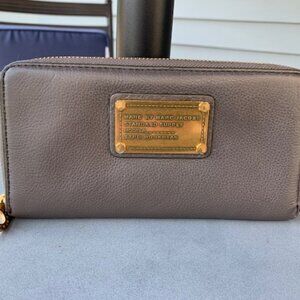 Marc by Marc Jacobs Leather Wallet with brass zipper